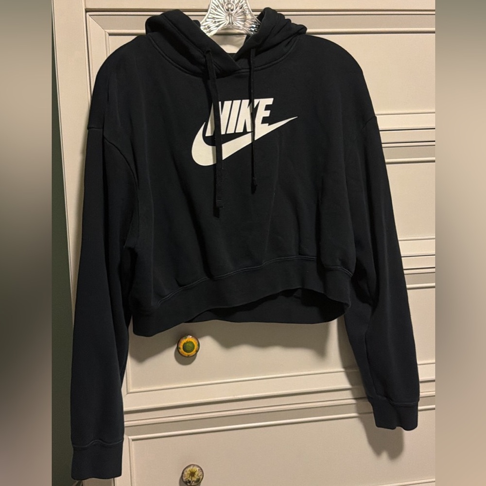 Nike Women's Black Cropped Hoodie